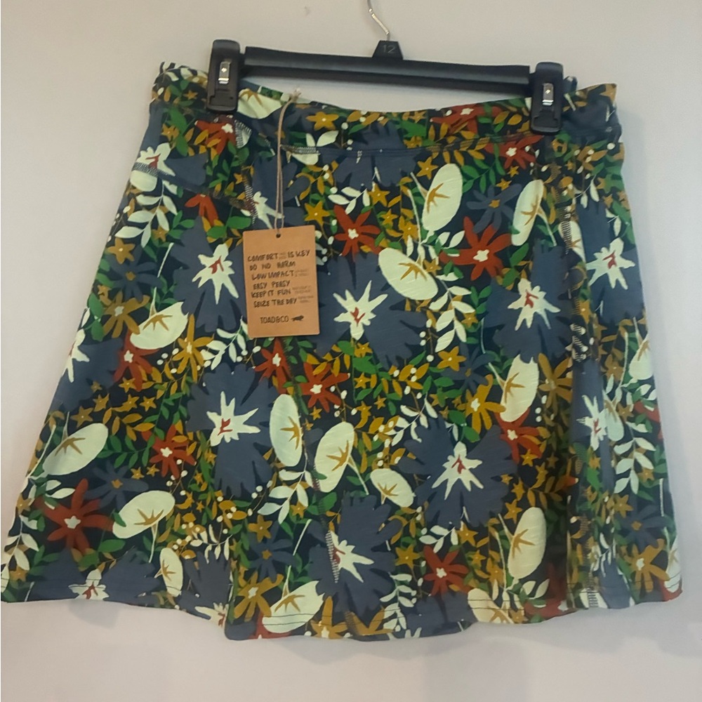 Toad&Co Women's Skort Samba - Blue with Floral Print